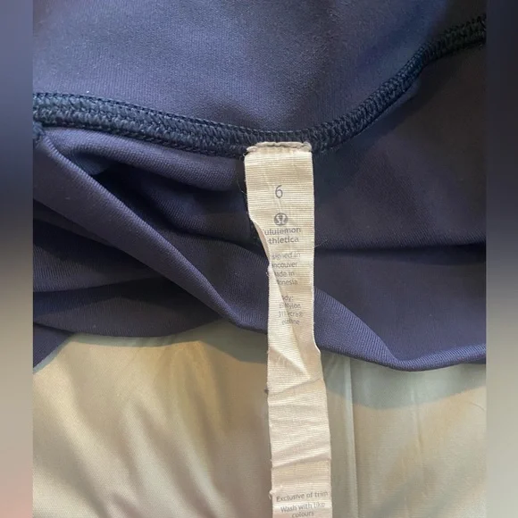 *New Conditon* Lululemon High Times Leggings with mesh panel - Picture 7 of 8